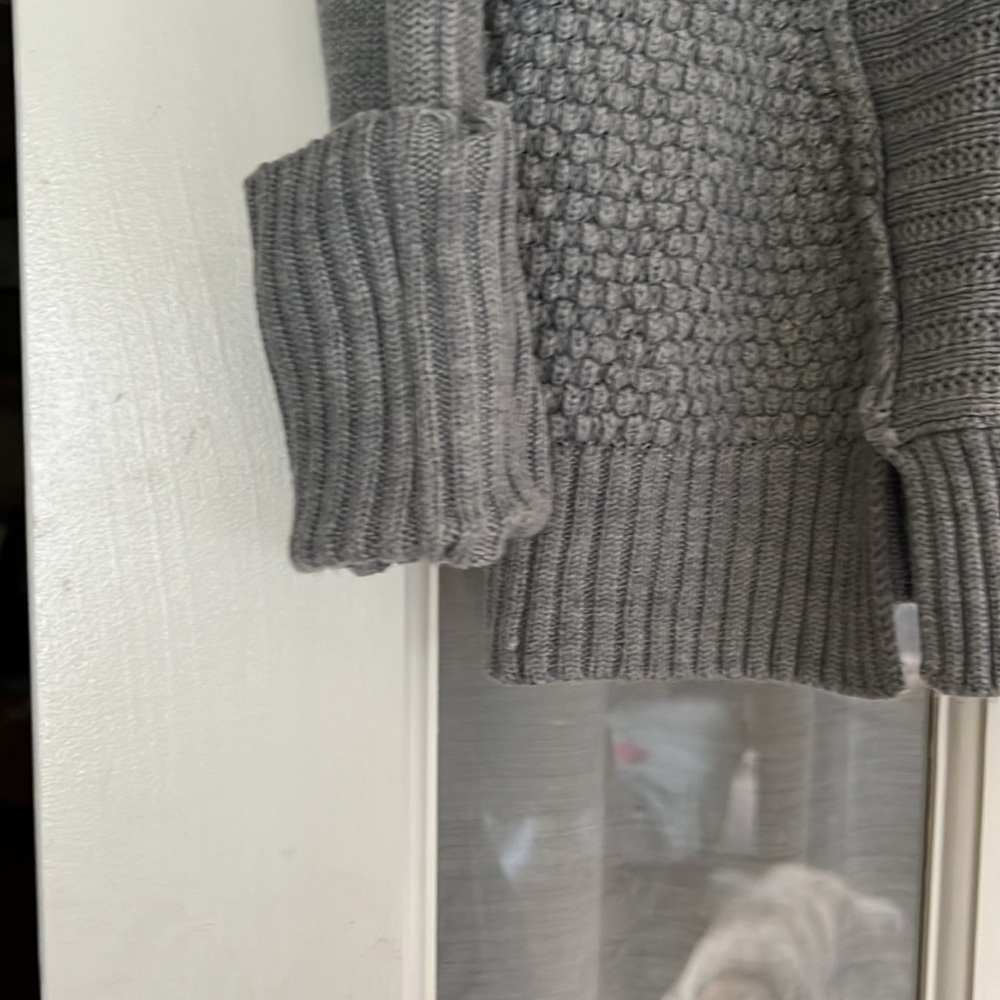 Sweater - Picture 3 of 6